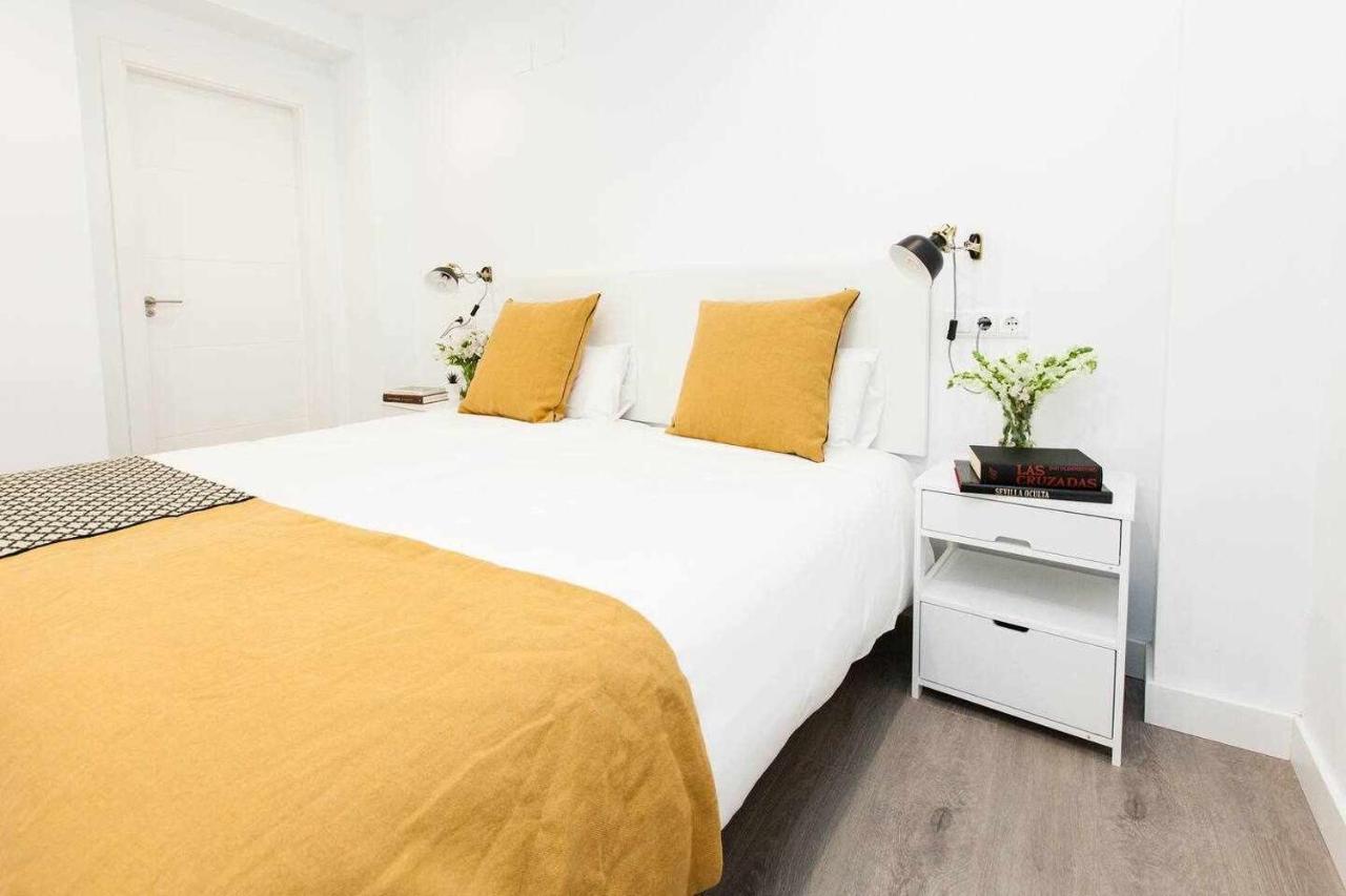 Isg Apartments Downtown Family Haven Free Parking Spot Севилья Экстерьер фото