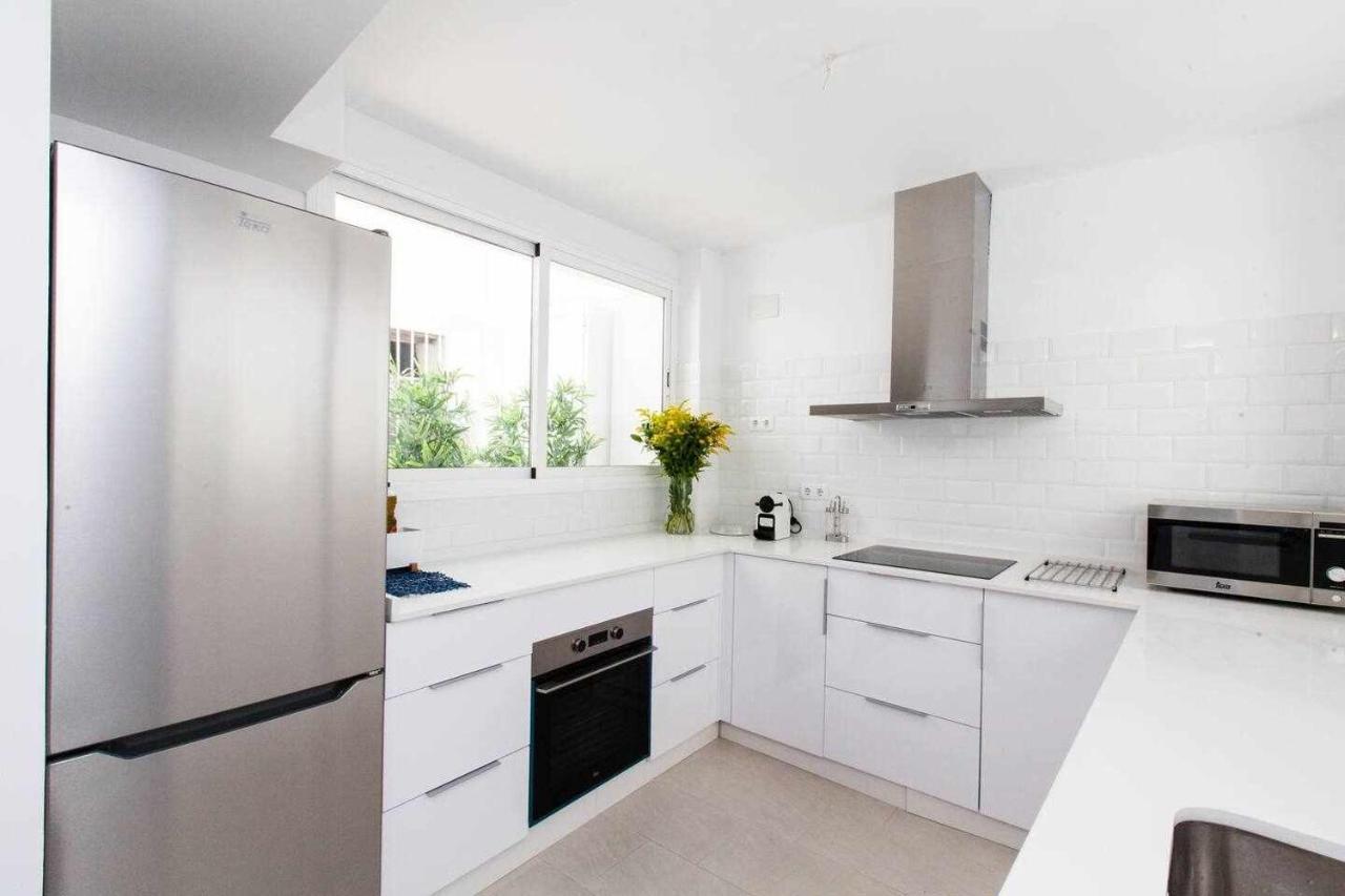 Isg Apartments Downtown Family Haven Free Parking Spot Севилья Экстерьер фото